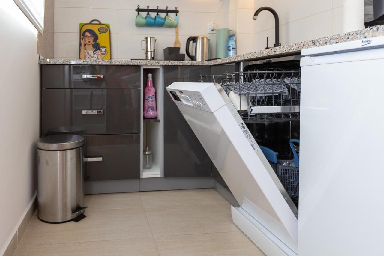 Apartment Self Check In 00-24 Mm Belgrado Exterior foto